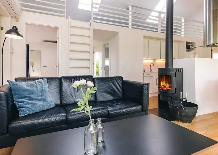 4 Star In Hébergement de vacances Brovst